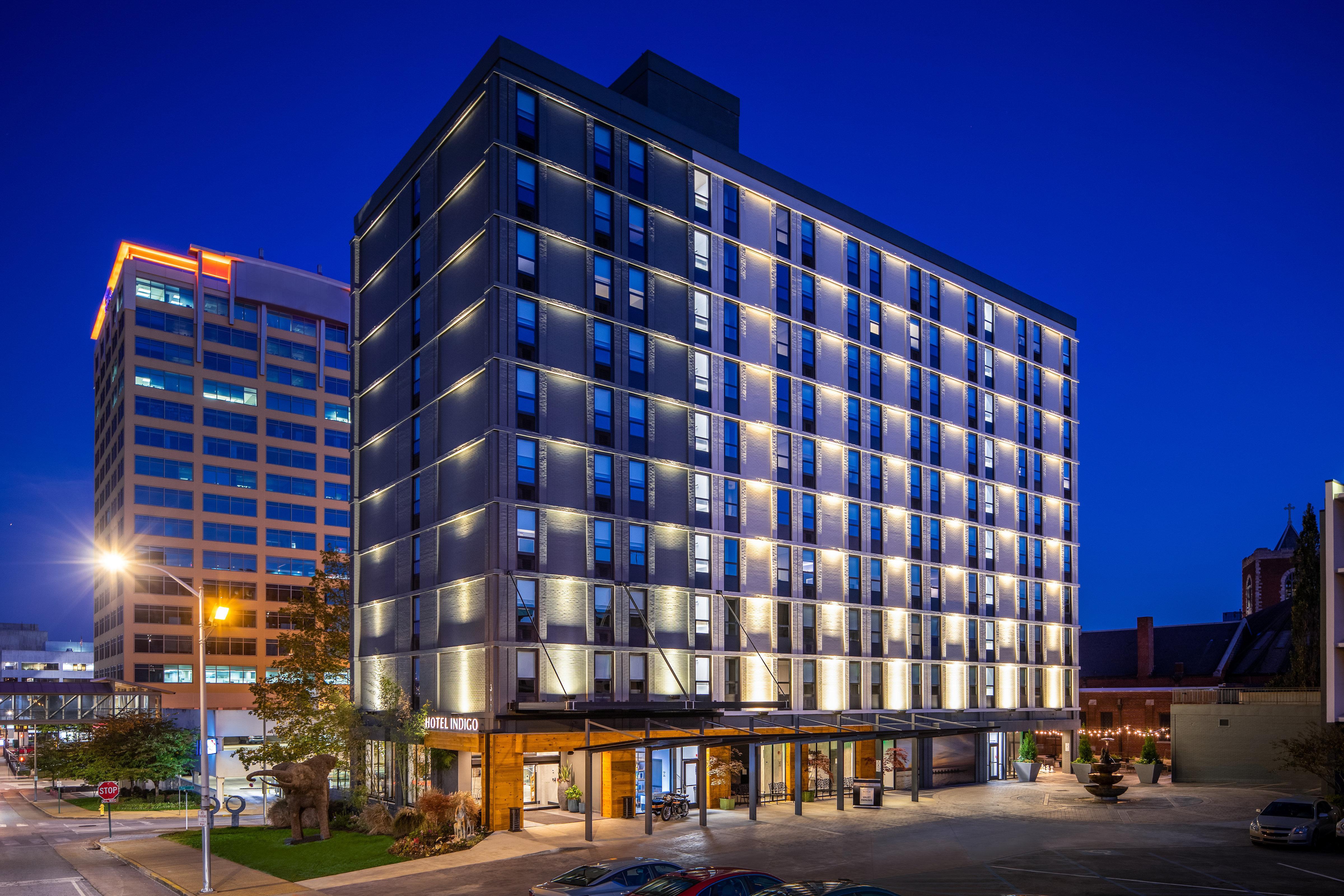 Hotel Indigo - Downtown By Ihg 4*